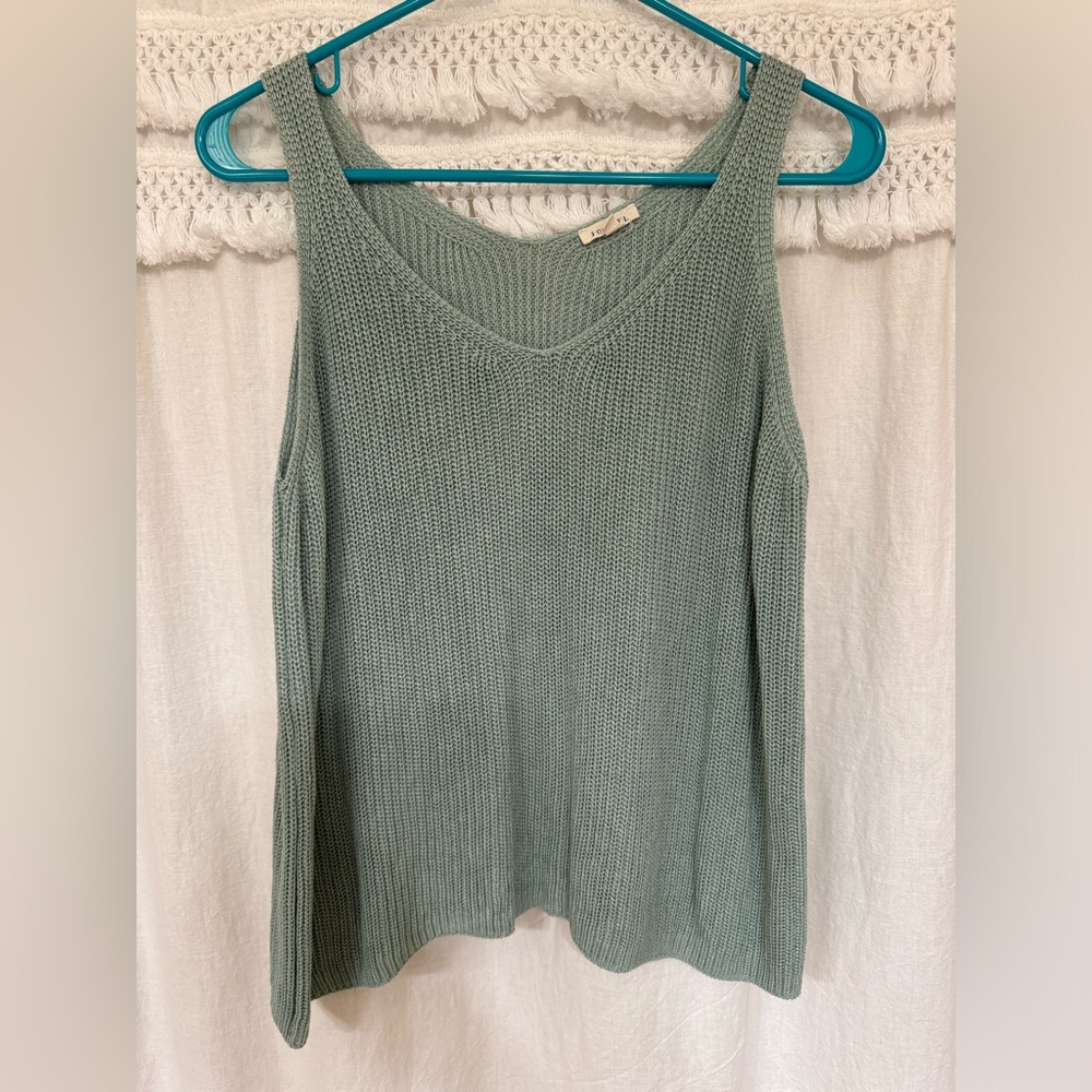 NWOT. Size Large, Knit Tank Top.